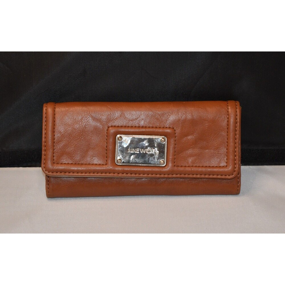 Nine West Wallet, Clutch Trifold Organizer W/ Change Pocket & Zipper Sku#6